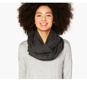 Beyond Yoga Scarf with hidden pocket